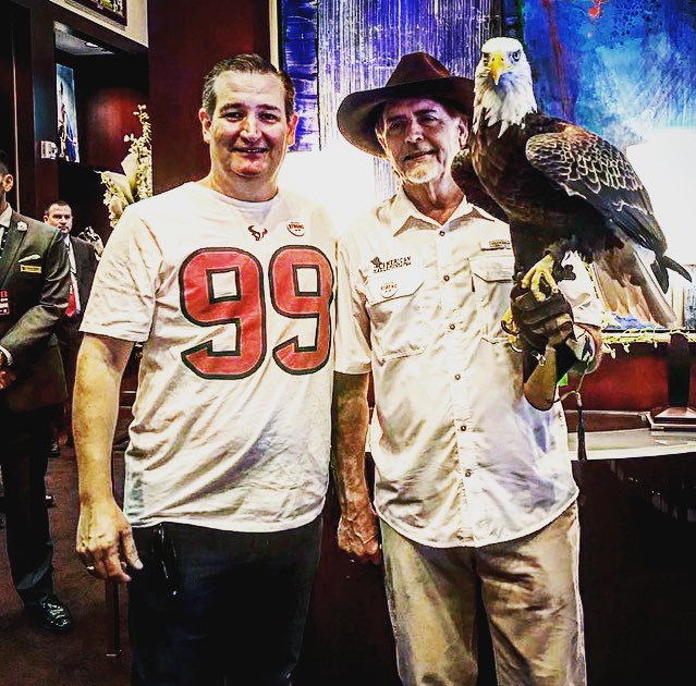 Ted Cruz in a shirsey