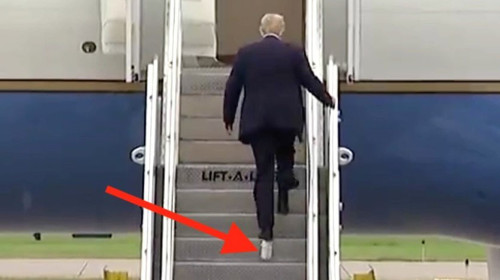 Trump has toilet paper stuck to his shoe as he enters Air Force One