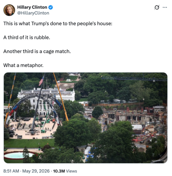 There is a picture of the
godawful cage and lighting setup, and Clinton remarks: 'This is what Trump's done to the people's house: A third of it
is rubble. Another third is a cage match. What a metaphor.